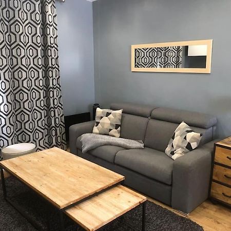 Appartamento Cosy 3 Pieces En Face De La Gare Rambouillet Esterno foto