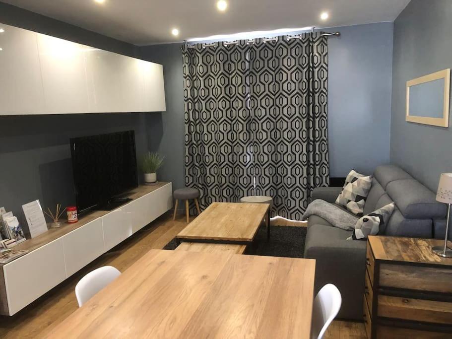 Appartamento Cosy 3 Pieces En Face De La Gare Rambouillet Esterno foto